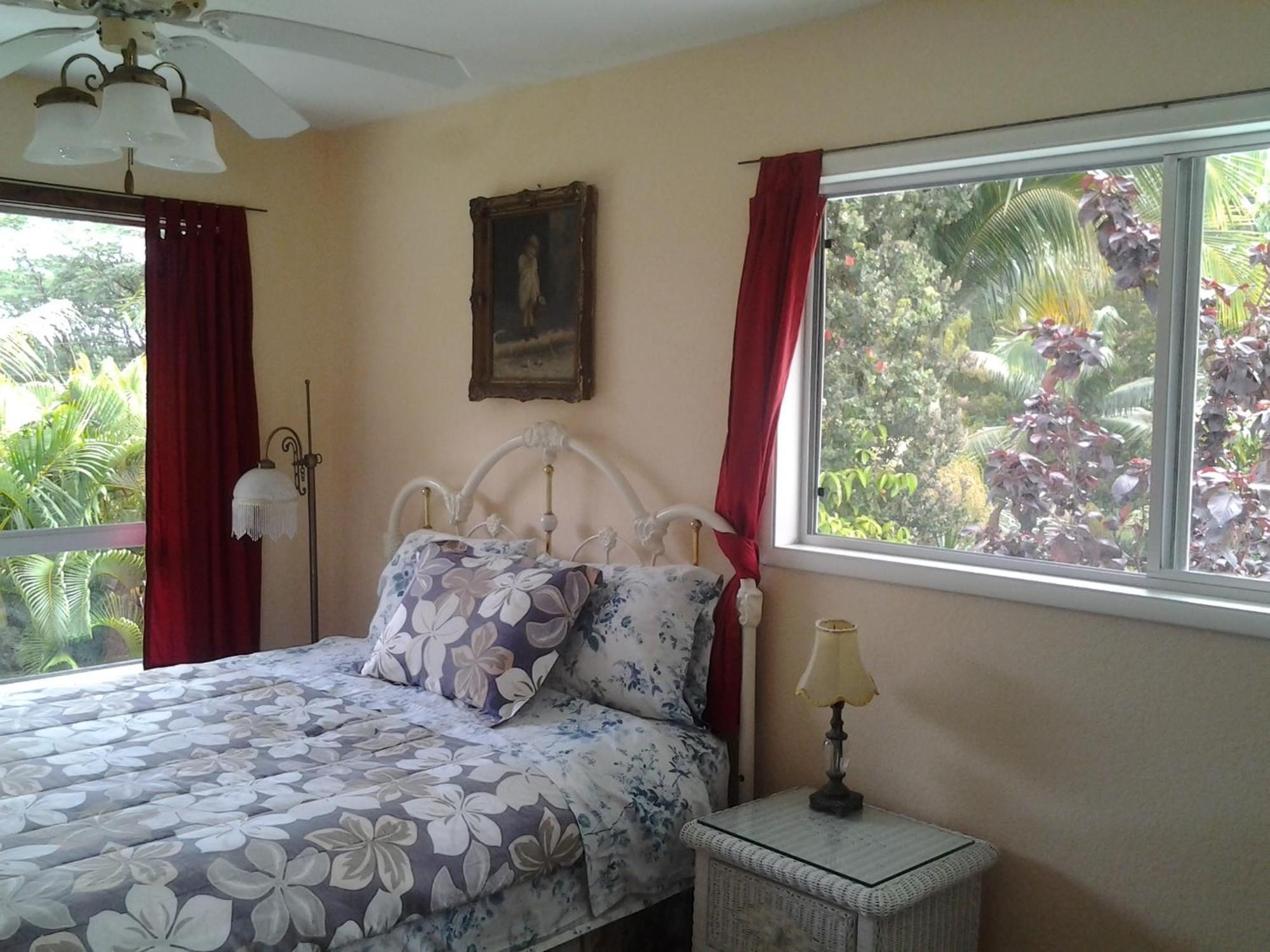 Lava Tree Tropic Inn Pahoa Экстерьер фото
