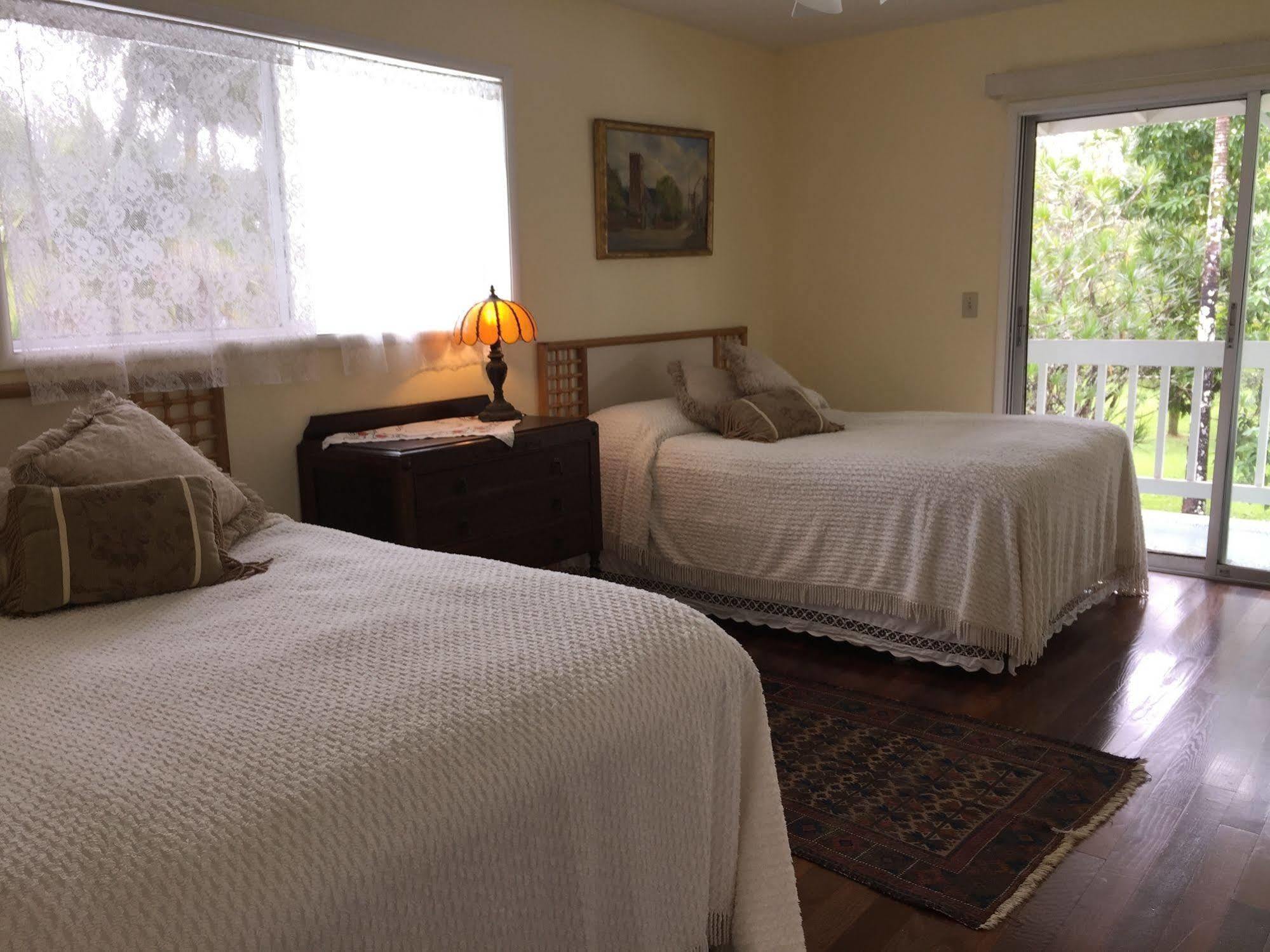 Lava Tree Tropic Inn Pahoa Экстерьер фото